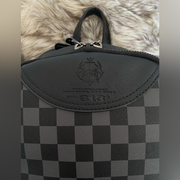 Sprayground HENNY AIIR TO THE THRONE SAVAGE Backpack - Picture 10 of 14